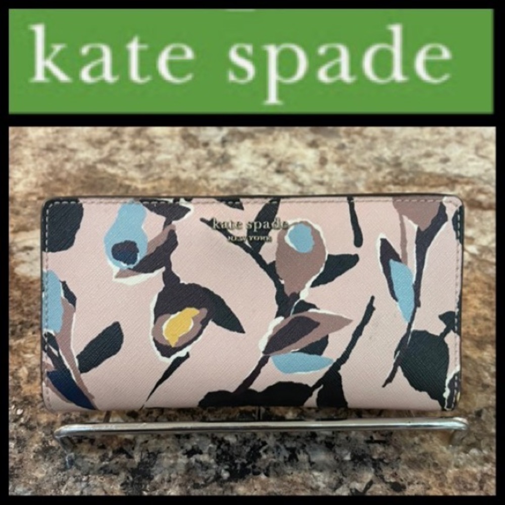 💕sold💕Kate Spade Wallet